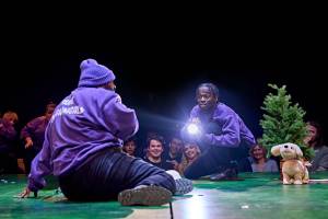 Starveling shines a torch at Botttom