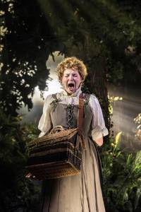 Gracie McGonigal as Little Red Ridinghood